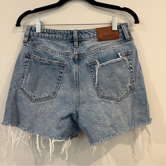 Hidden High Rise Distressed Mom Shorts - Picture 8 of 9